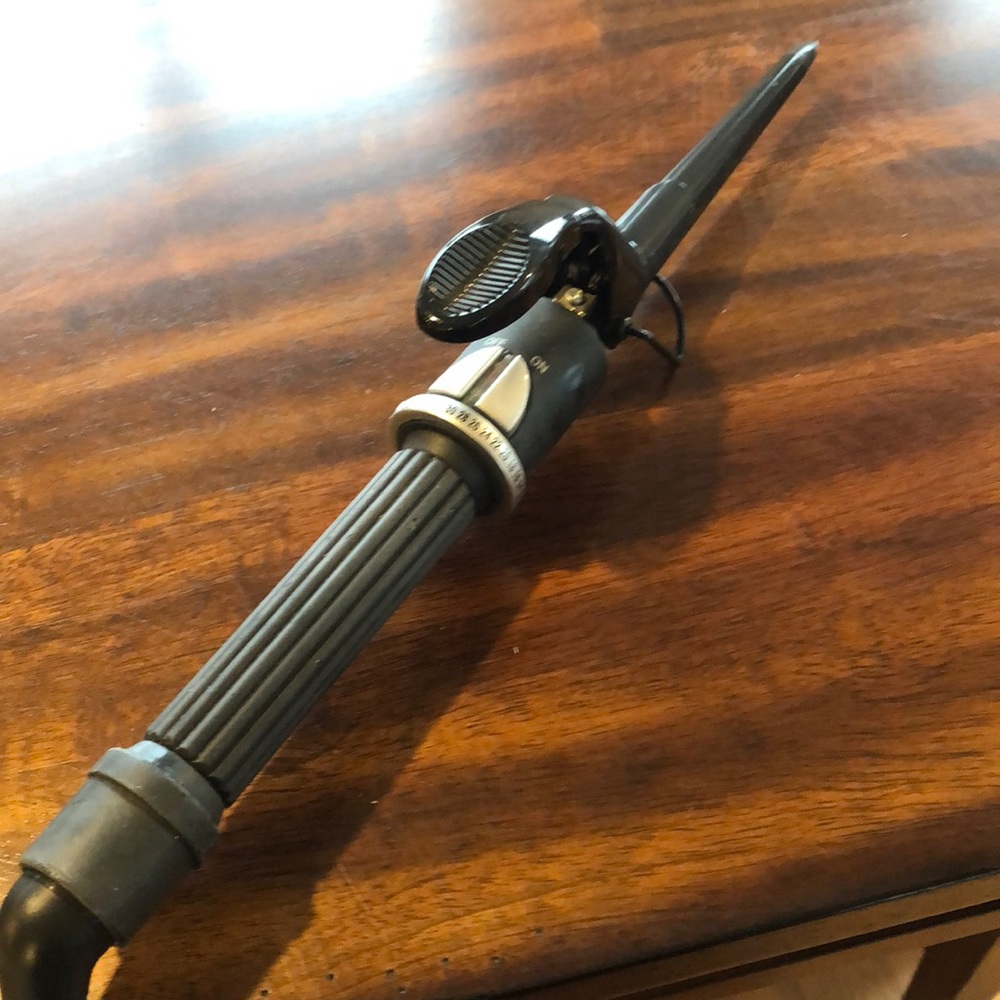 Babyliss pro ceramic small tapered curling iron
